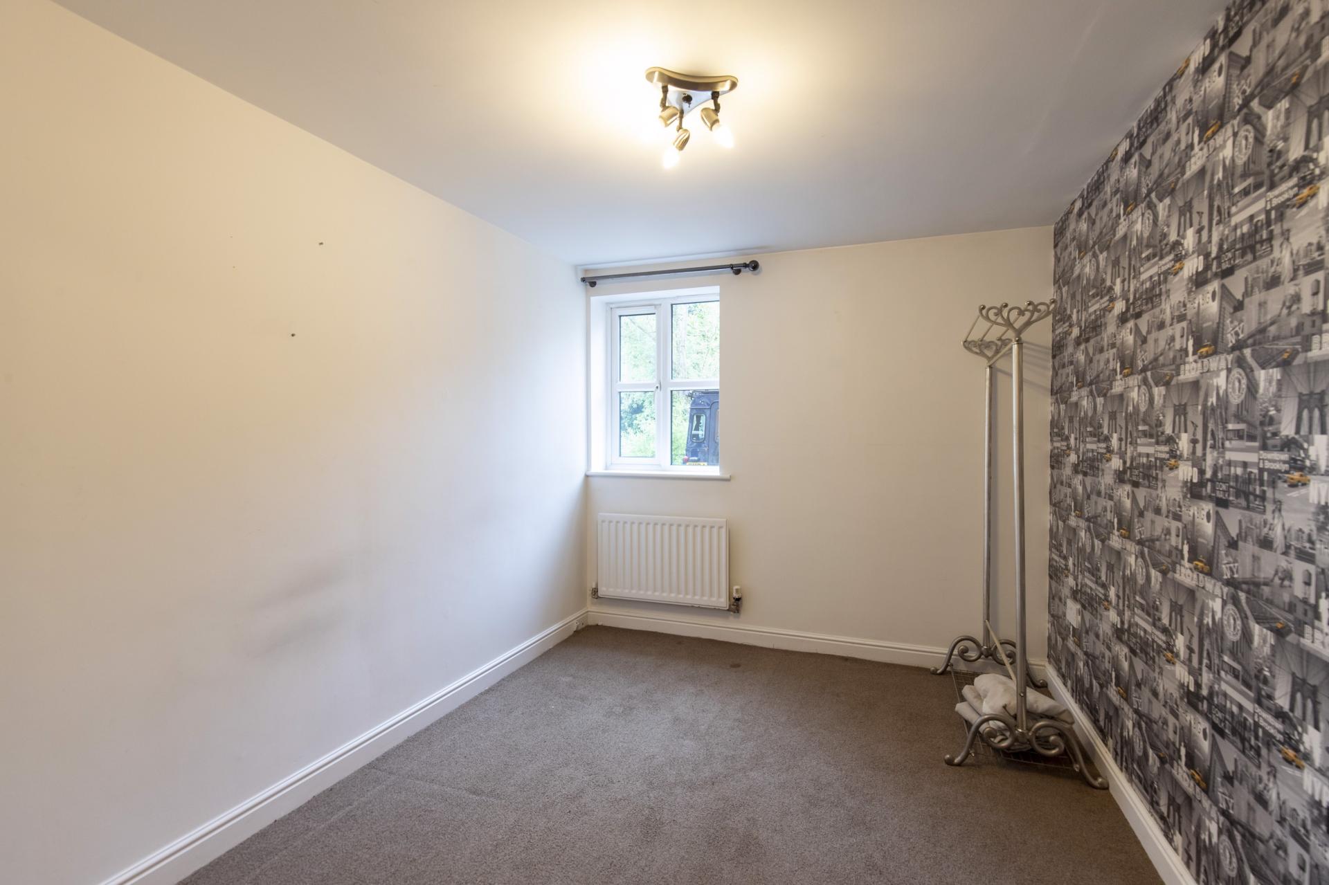 2 bedroom Apartment for sale in Sowerby Bridge