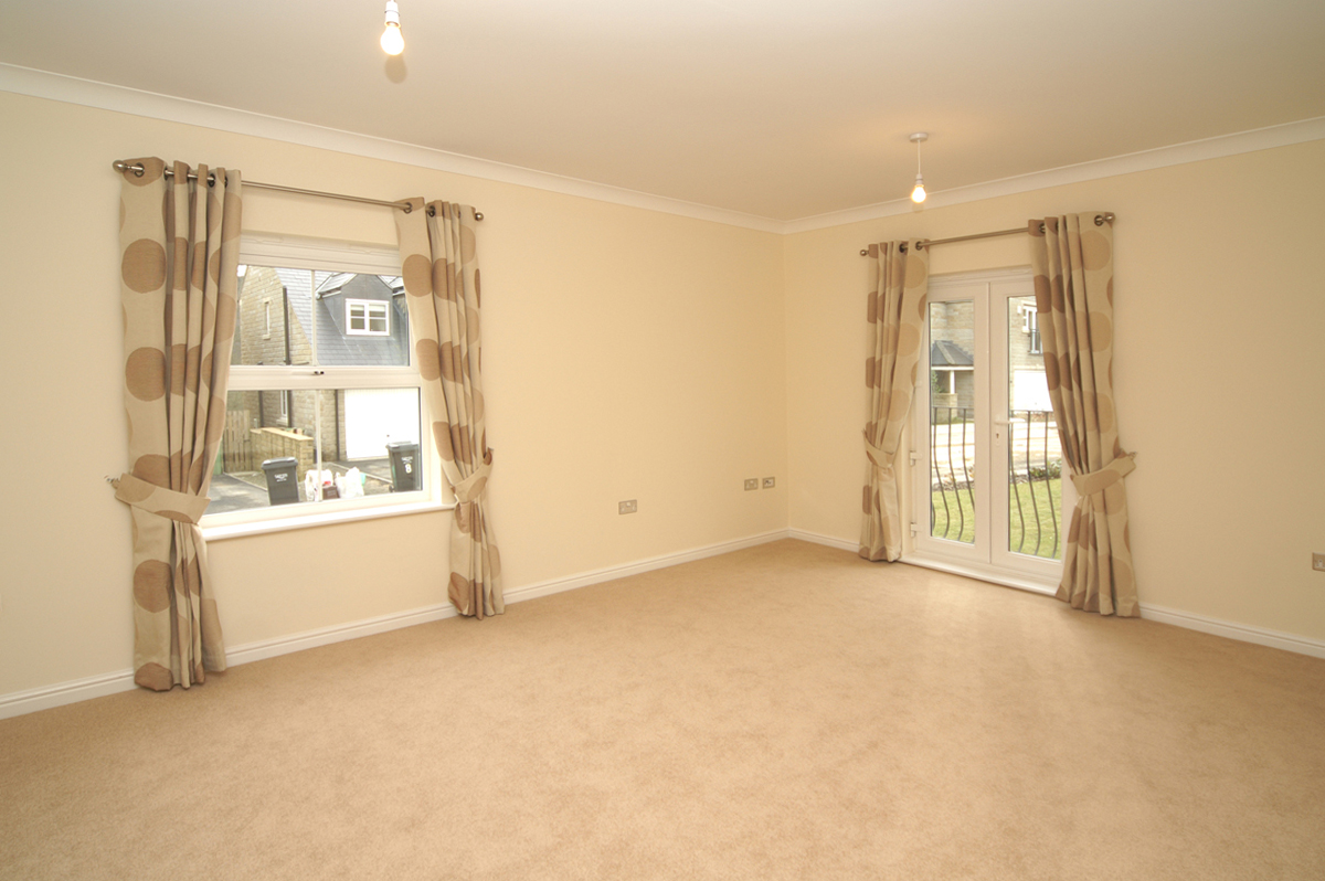 2 bedroom Apartment for sale in Ripponden