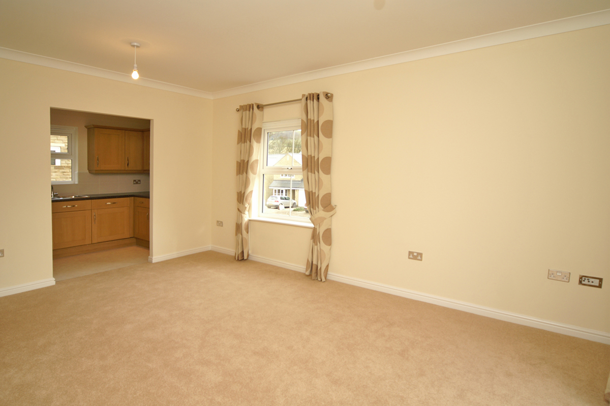 2 bedroom Apartment for sale in Ripponden