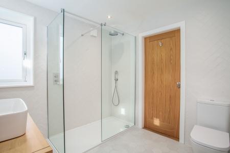 Jack & Jill Shower Room