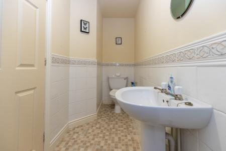 Bedroom 1 En-suite
