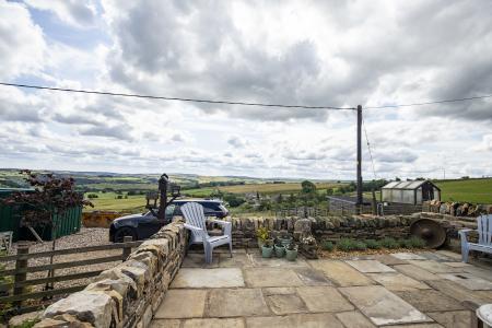The Pigshed Patio