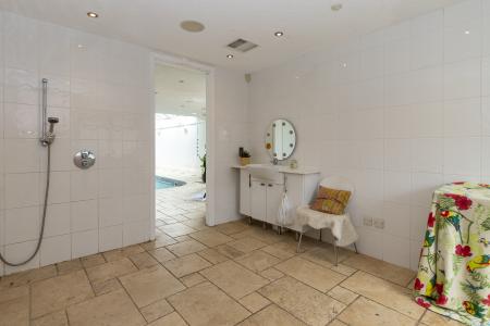 Annexe Wet Room