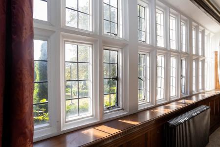 Mullion Windows