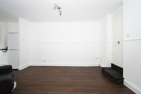 Media image 03