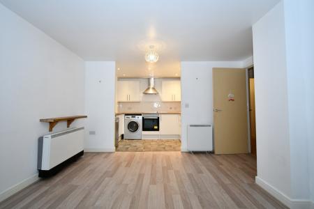 Media image 02