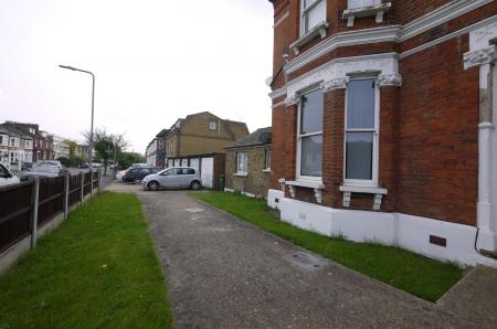 Media image 08