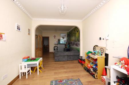 Media image 01