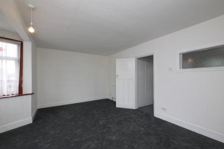 Media image 04
