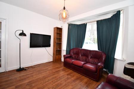 Media image 03