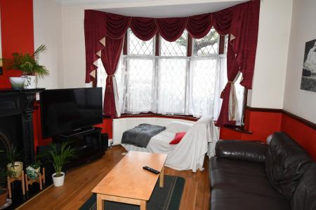 Media image 01