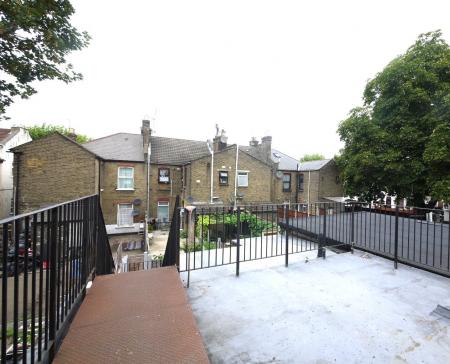 Media image 08