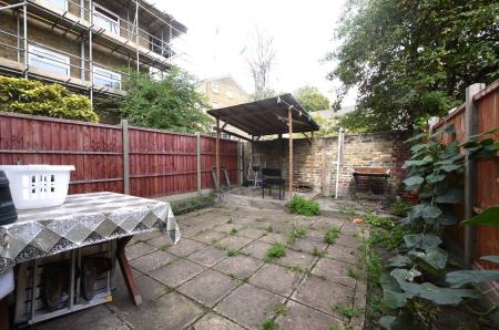 Media image 08