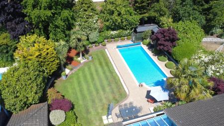 dji_fly_20250523_121216_65_1747999356050_aeb.jpeg