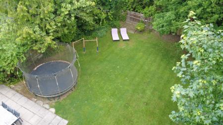 dji_fly_20250523_130658_119_1748002236385_aeb.jpeg