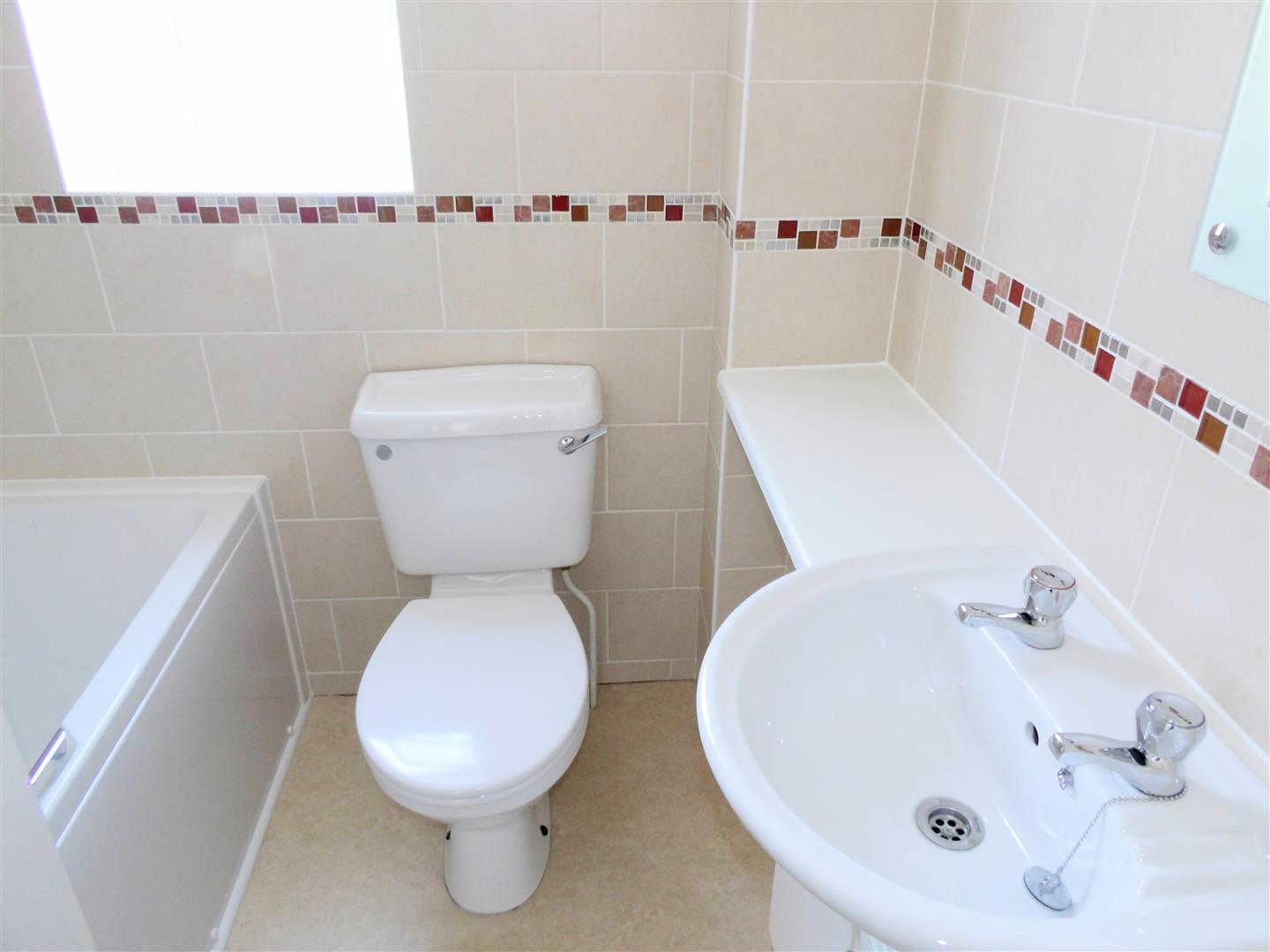 3 bedroom Terraced House for rent in Saltash