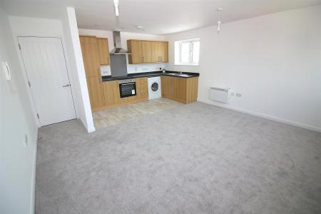 Lounge / Kitchen