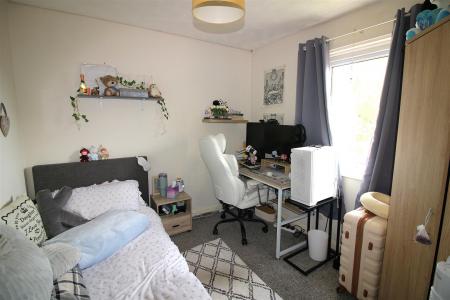 BEDROOM 2