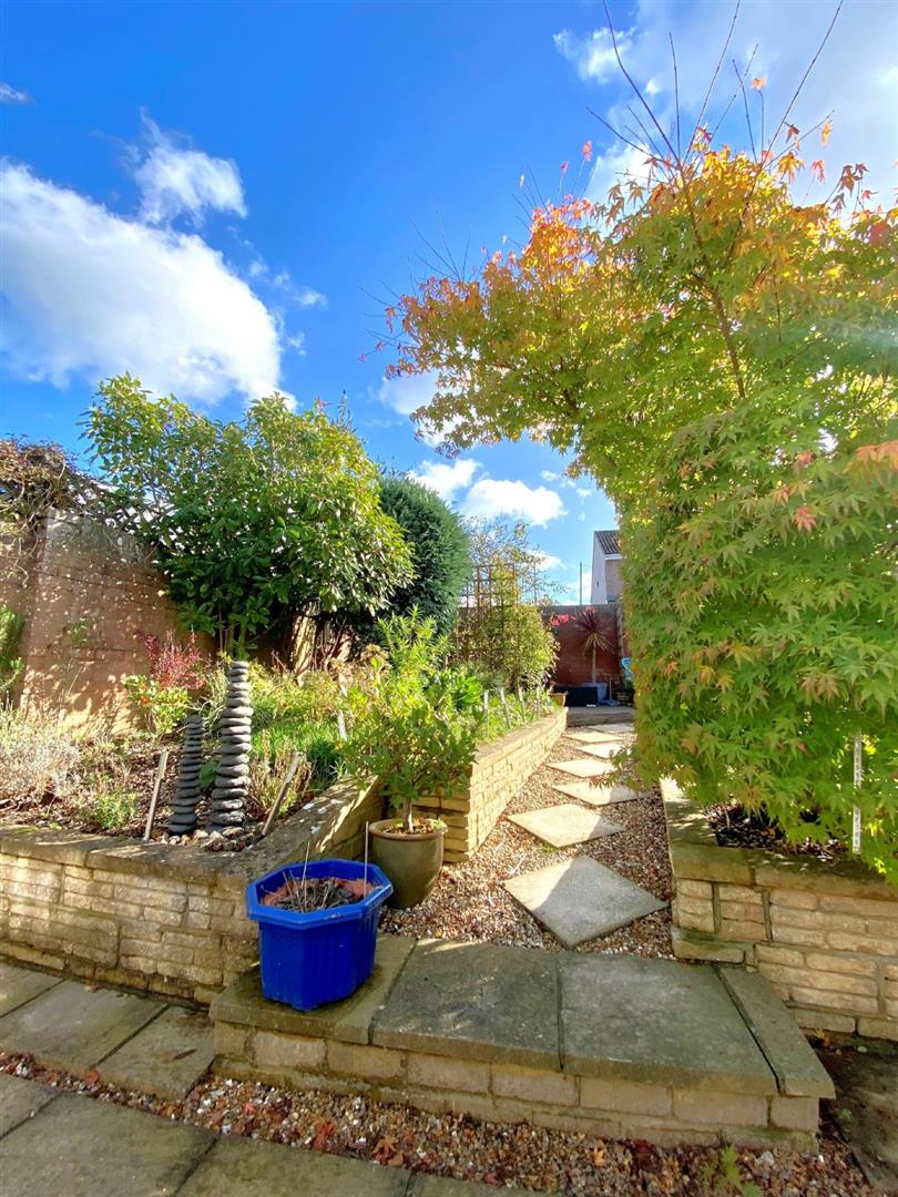 4 bedroom Detached House for sale in Titchfield Common