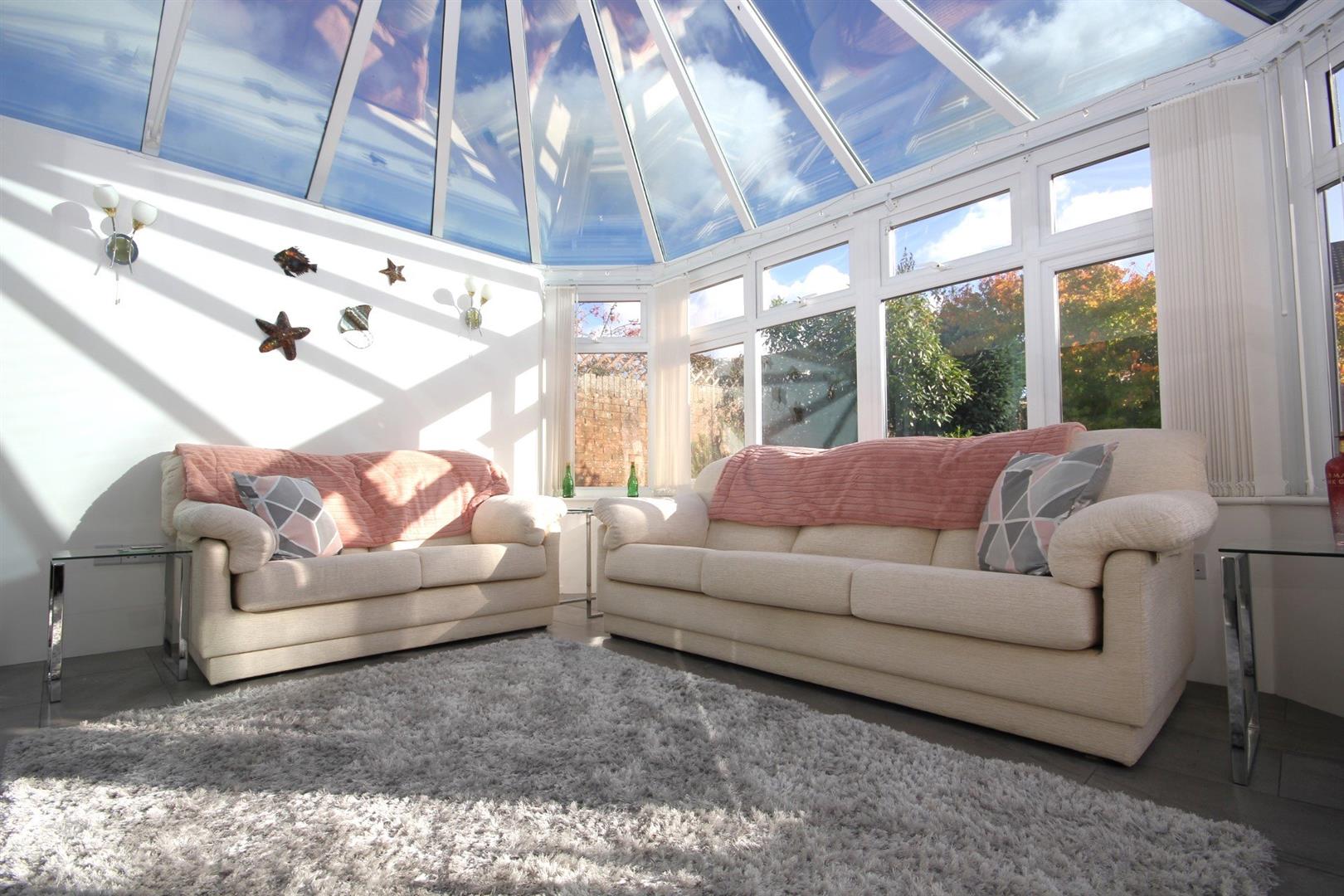 4 bedroom Detached House for sale in Titchfield Common