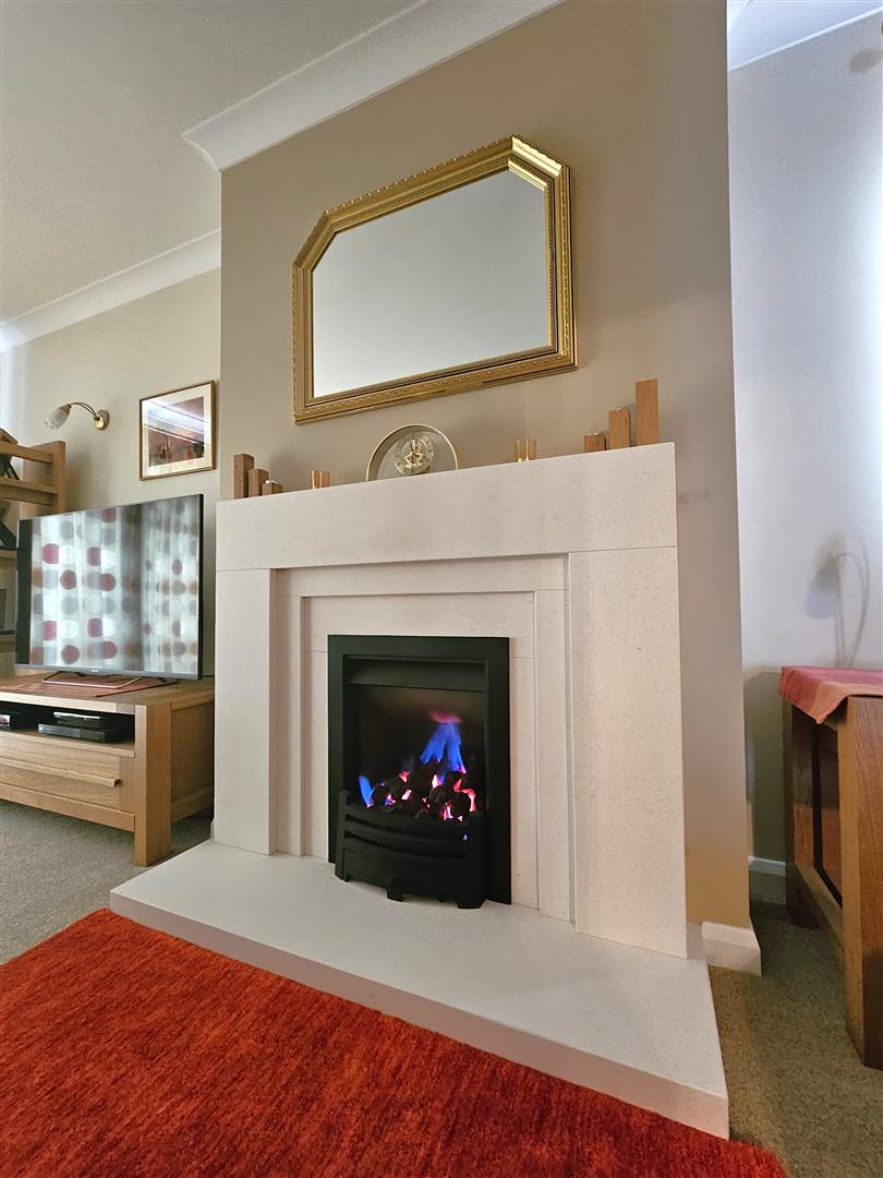 3 bedroom Detached Bungalow for sale in Locks Heath