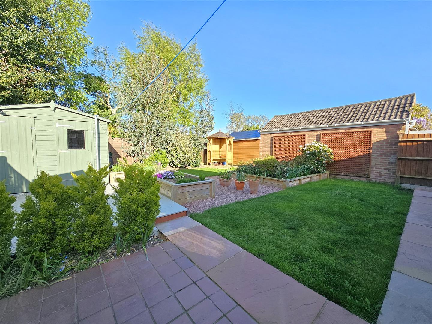 3 bedroom Detached Bungalow for sale in Locks Heath