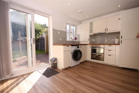 Kitchen Breakfast Room.JPG