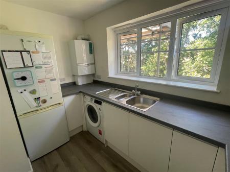 kitchen1.jpg