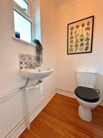 downstairs cloakroom.jpg