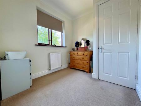 bedroom 3.jpg