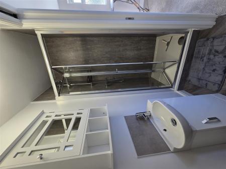 Ensuite 8.jpg