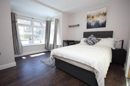 Bedroom 2.JPG