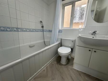 Bathroom.jpg