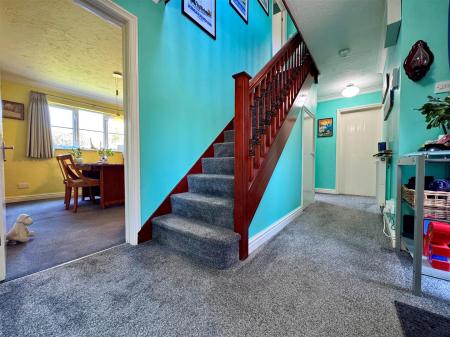 hallway.jpg