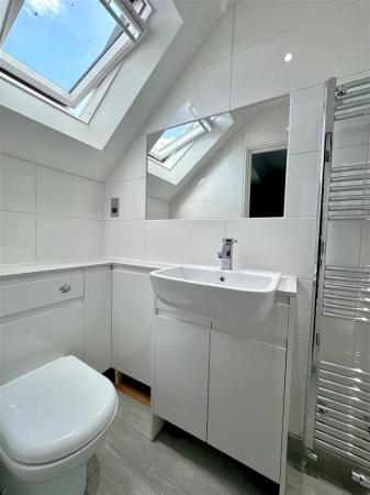 en-suite 4.jpg