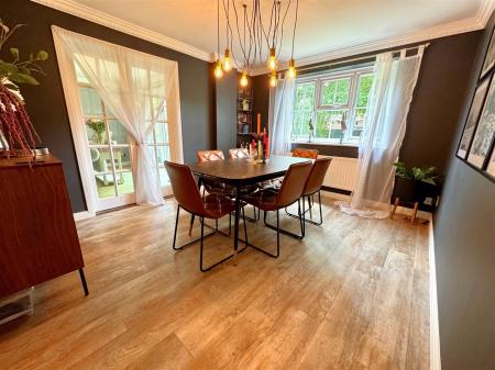 dining room.jpg