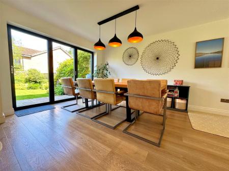dining room.jpg