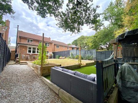 garden 2.jpg