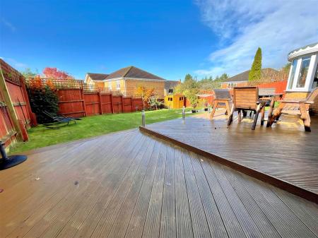 garden 4.jpg