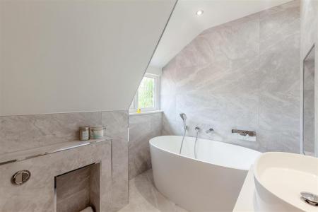8425386-interior13-19.jpg