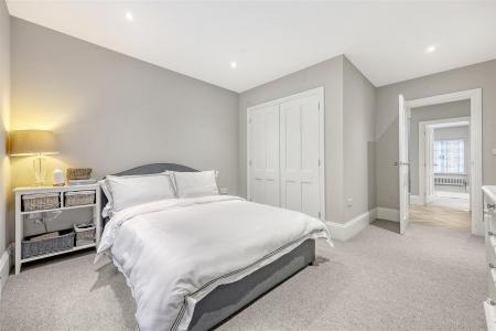 guest room.jpg