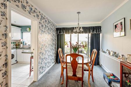8558472-interior08-800.jpg