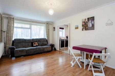 8447731-interior05-800.jpg
