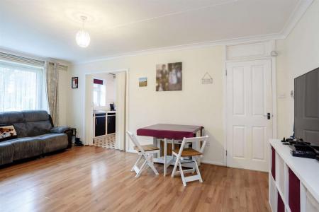8447731-interior02-800.jpg