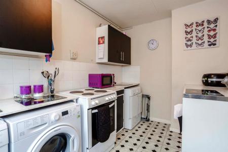 8447731-interior08-800.jpg