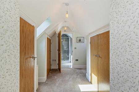 8556898-interior10-800.jpg
