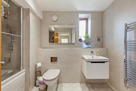 8556898-interior12-800.jpg