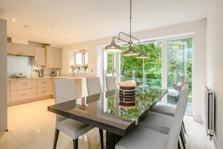 8394151-interior10-800.jpg