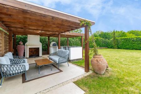 Ashlyns Farm House-HRNWM32.jpg