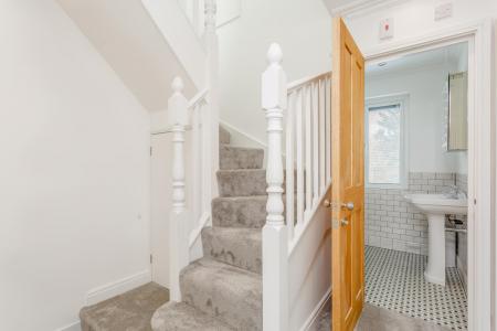 8415972-interior12-800.jpg
